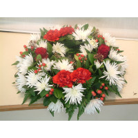 Red & White Wreath XLarge